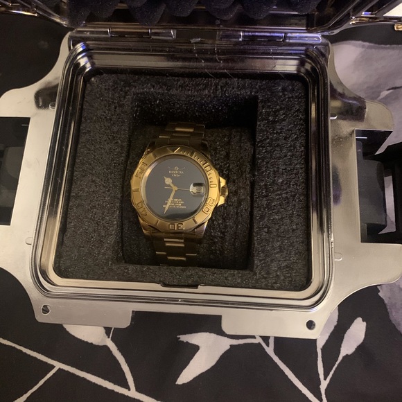 Invicta (special Edition) - Picture 3 of 4